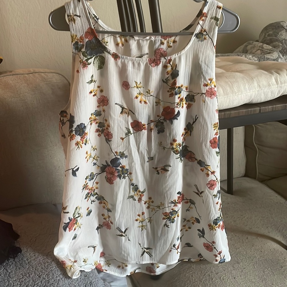 Flowered blows tank